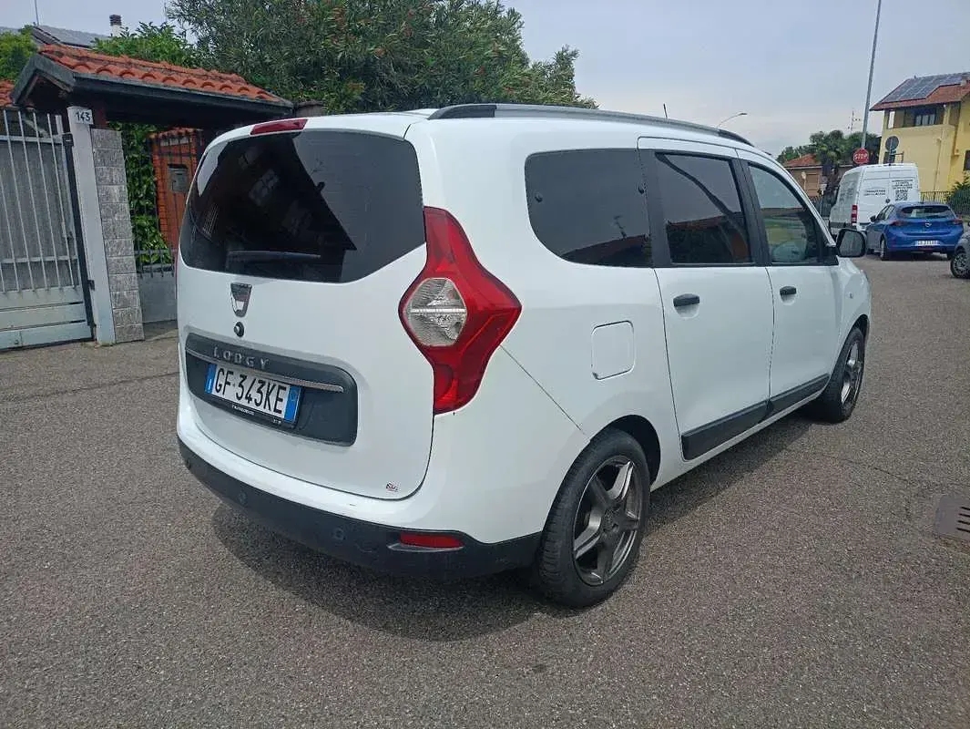 Usata Dacia Lodgy Comfort 116 CV (85 kW) 2021 Monovolume