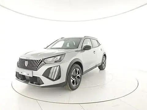 Usata Peugeot 2008 Allure 101 CV (74 kW) 2025 Argento SUV