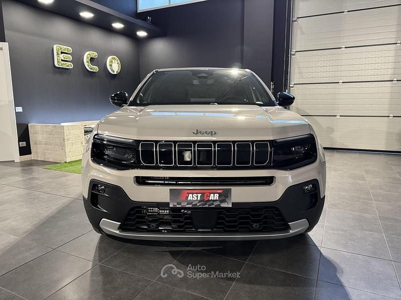Nuova Jeep Avenger Summit 110 CV (80 kW) 2026 Beige SUV