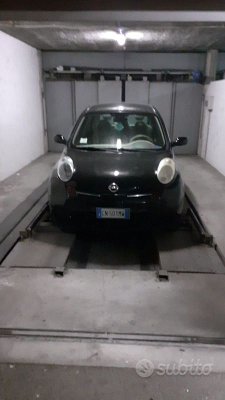 Usata 2004 Nissan Micra Due volumi | 300 € - Immagine 1/4