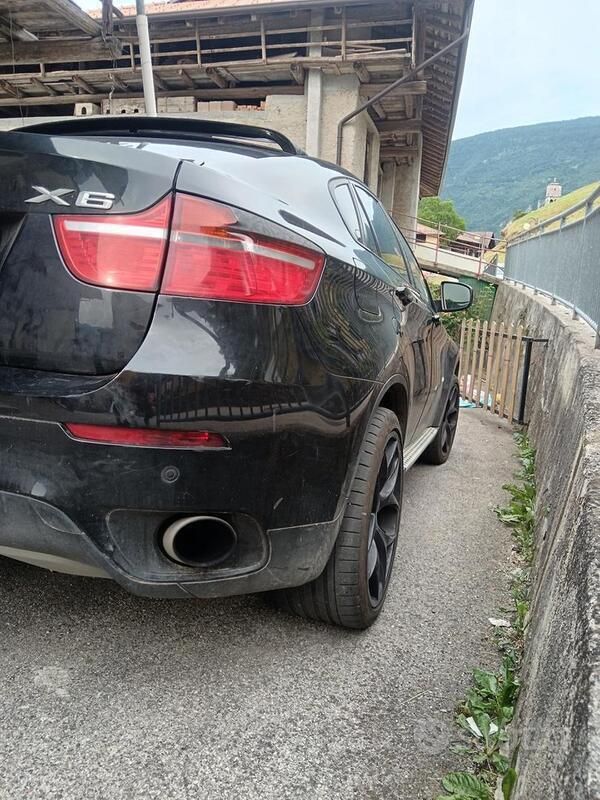 Usata BMW X6 245 CV (180 kW) 2011 Nero SUV