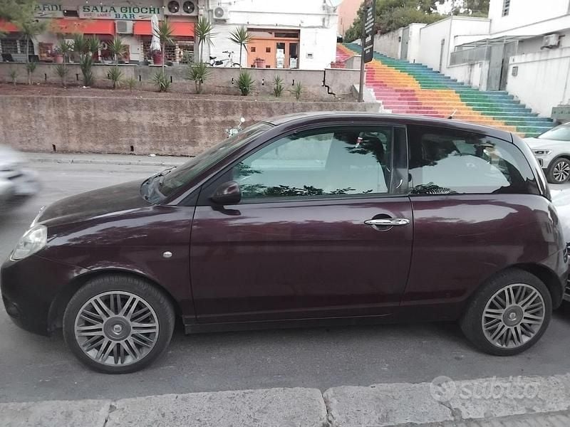 Usata Lancia Ypsilon 75 CV (55 kW) 2008 Utilitaria