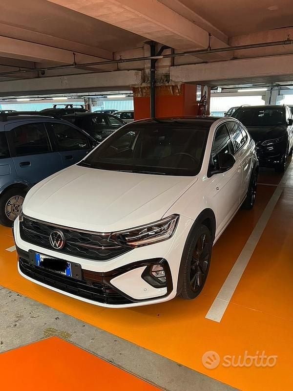 Bianco Usata 2024 VW Taigo R-line Plus SUV | 27.000 € (Molto cara) - Immagine 1/4
