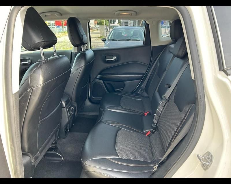 Usata Jeep Compass Limited 140 CV (102 kW) 2018 Bianco SUV