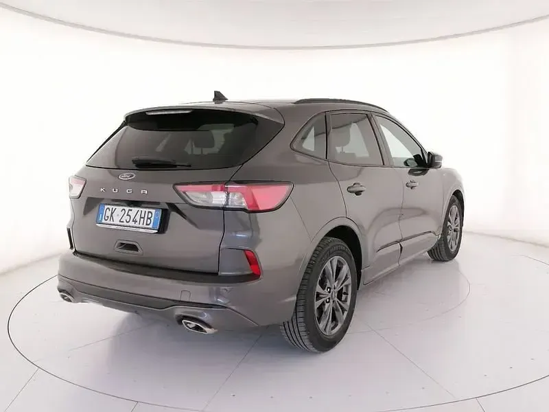 Usata Ford Kuga ST-Line 120 CV (88 kW) 2022 Grigio SUV