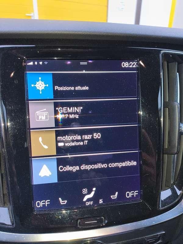 Usata Volvo V60 Business Edition 197 CV (144 kW) 2021 Oro Station wagon