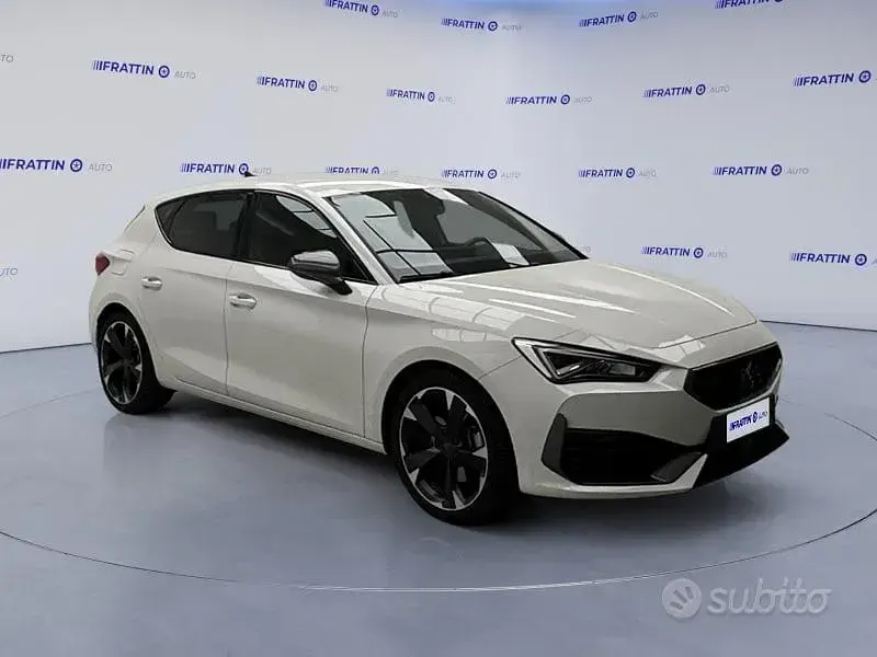 Usata Cupra Leon 204 CV (150 kW) 2023 Bianco Berlina