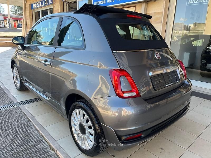 Usata Fiat 500 Dolcevita 69 CV (50 kW) 2021 Gray Cabrio