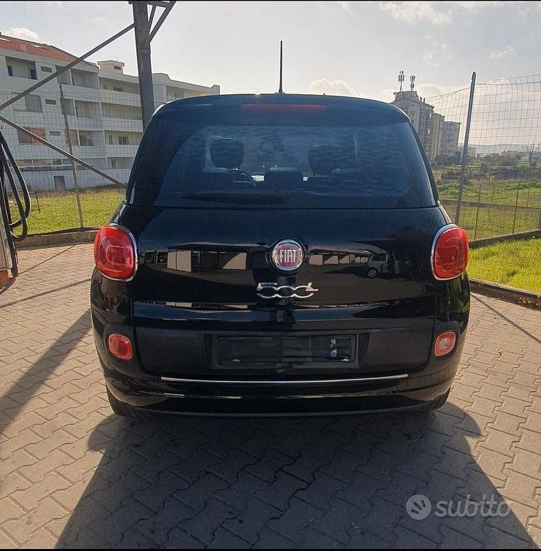 Usata Fiat 500L Lounge 85 CV (62 kW) 2012 Nero Monovolume