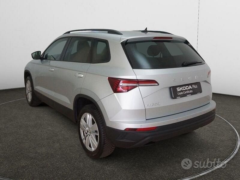 Usata Skoda Karoq Executive 116 CV (85 kW) 2024 Argento SUV