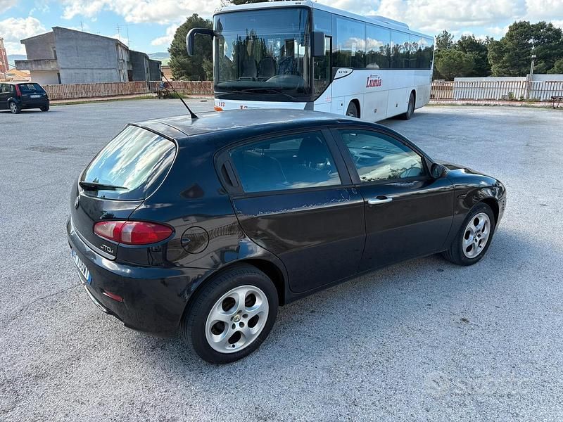 Usata Alfa Romeo 147 2007 Nero Utilitaria