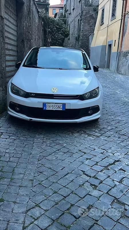 Usata VW Scirocco 140 CV (102 kW) 2011 Bianco Coupé