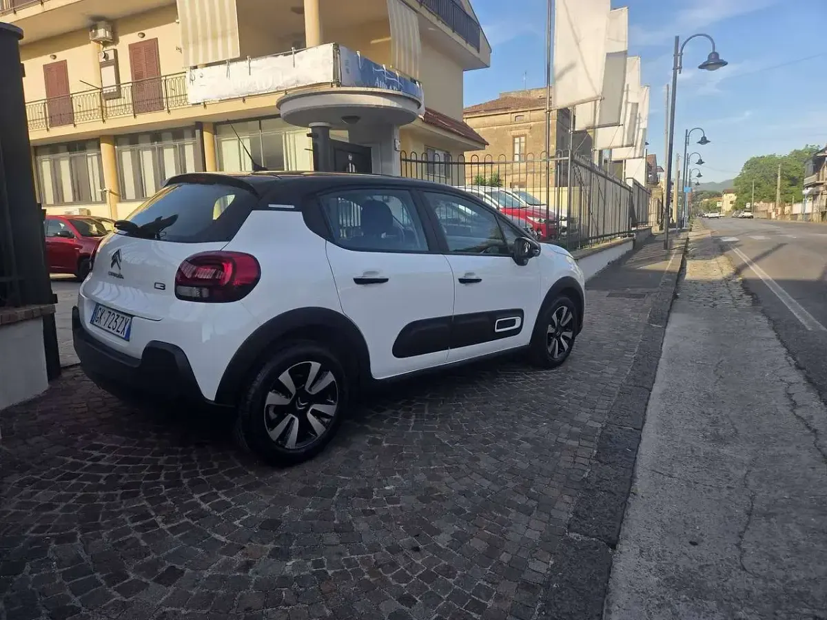 Usata Citroën C3 PureTech 110 CV (80 kW) 2022 Bianco Utilitaria