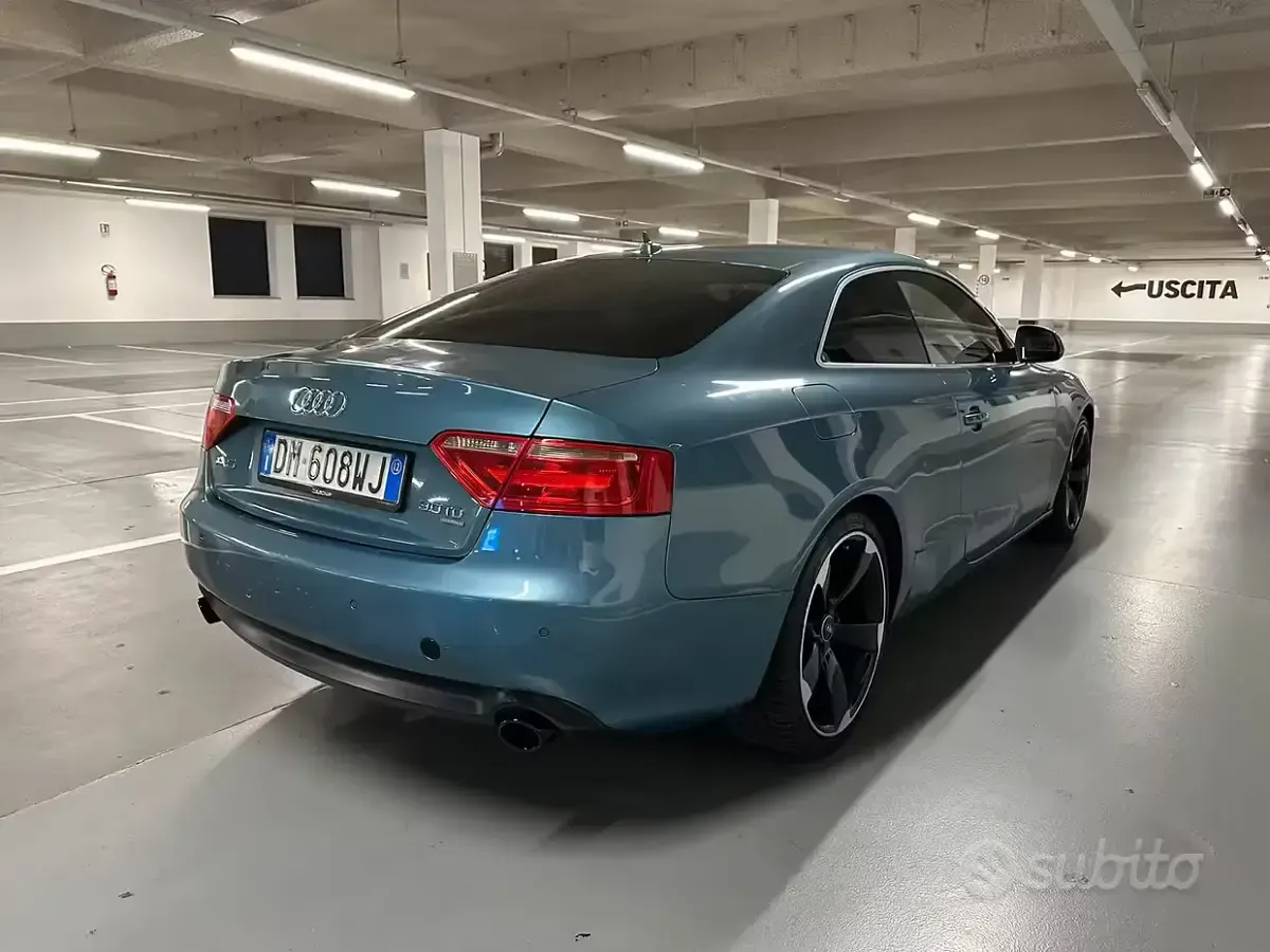 Usata Audi A5 S-Line 239 CV (175 kW) 2009 Blu Coupé