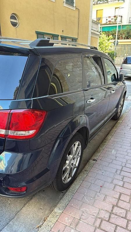 Usata Fiat Freemont Lounge 170 CV (125 kW) 2014 Blu SUV
