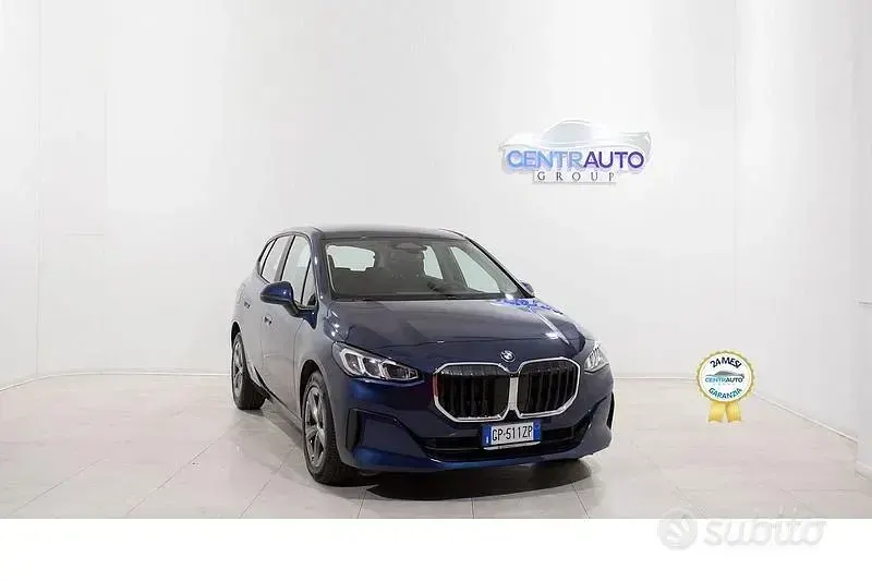 Usado BMW 218 Efficient Dynamics 150 CV (110 kW) 2023 Azul Familiar