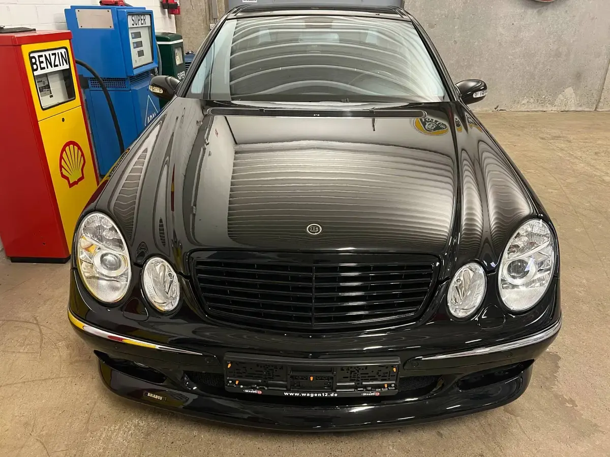 Usata Mercedes E500 426 CV (313 kW) 2002 Nero Berlina