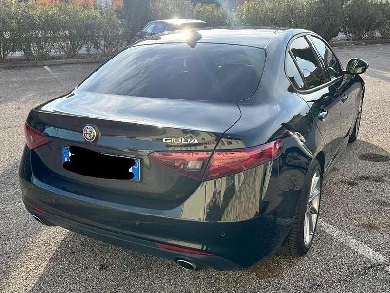 Usata Alfa Romeo Giulia Tech Edition 190 CV (139 kW) 2019 Nero Berlina