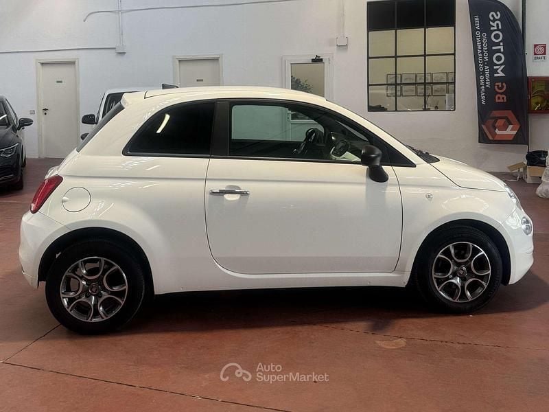 Usata Fiat 500 Dolcevita 69 CV (50 kW) 2021 Bianco Utilitaria