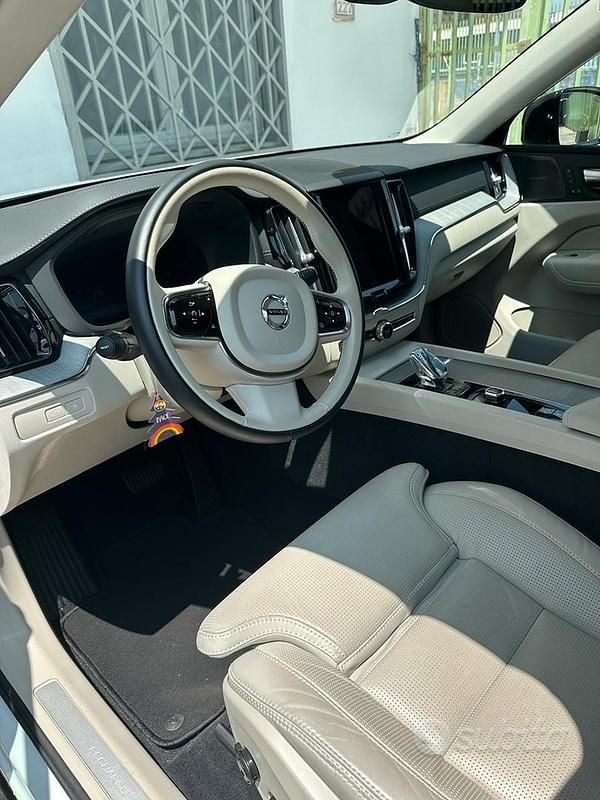 Occasion Volvo XC60 253 PK (186 kW) 2024 Wit SUV