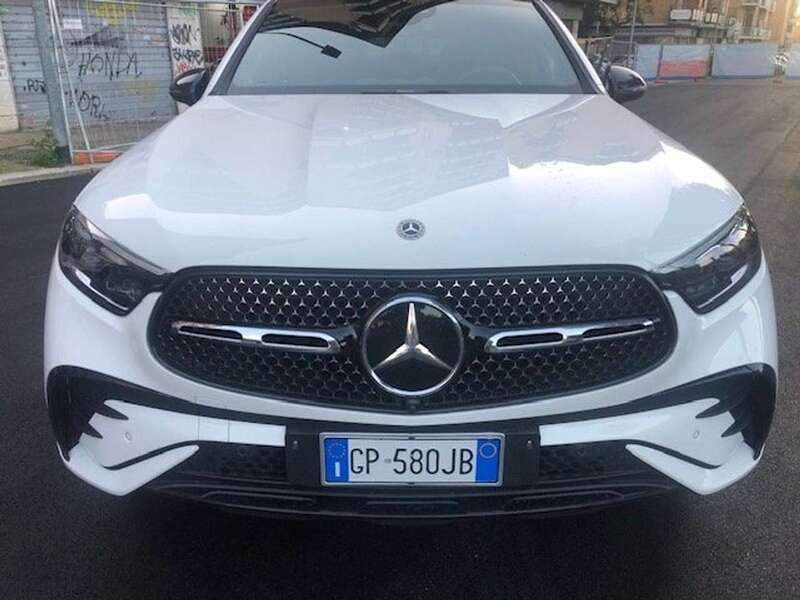 Usata Mercedes GLC300e AMG 197 CV (144 kW) 2023 Bianco SUV