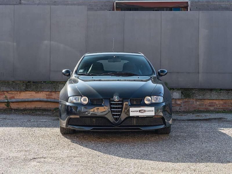 Usata Alfa Romeo 147 GTA 252 CV (185 kW) 2002 Nero Utilitaria