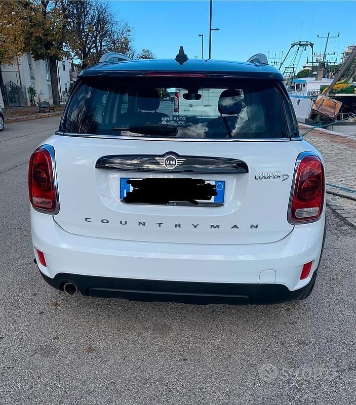 Usata Mini Cooper D Countryman Business 150 CV (110 kW) 2020 Bianco SUV