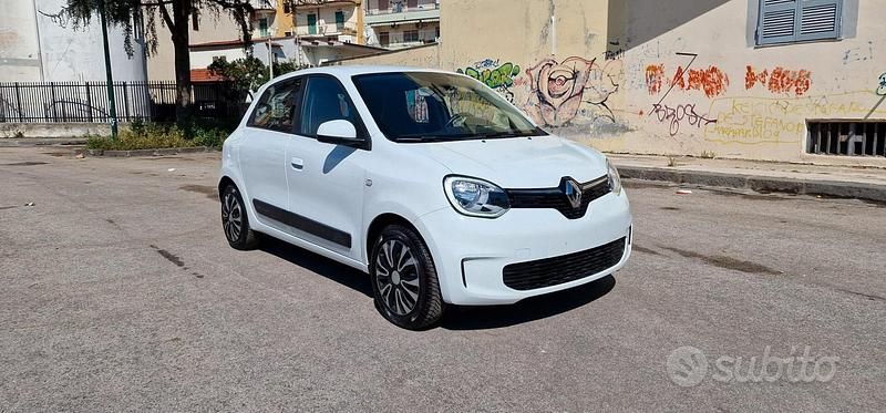 Usata Renault Twingo Intens 65 CV (47 kW) 2021 Bianco Utilitaria