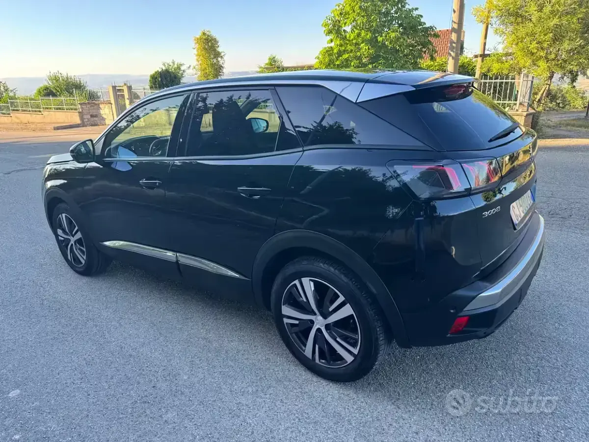 Usata Peugeot 3008 GT 131 CV (96 kW) 2022 Nero SUV