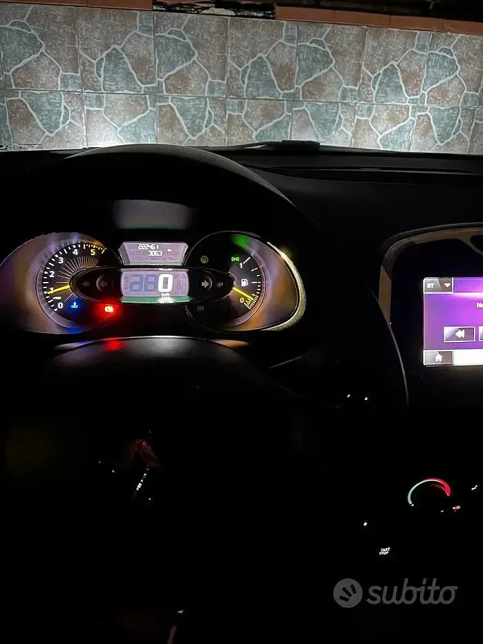 Usata Renault Clio IV 75 CV (55 kW) 2015 Nero Berlina