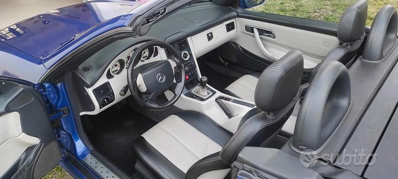 Usata Mercedes SLK230 AMG 2000 Cabrio