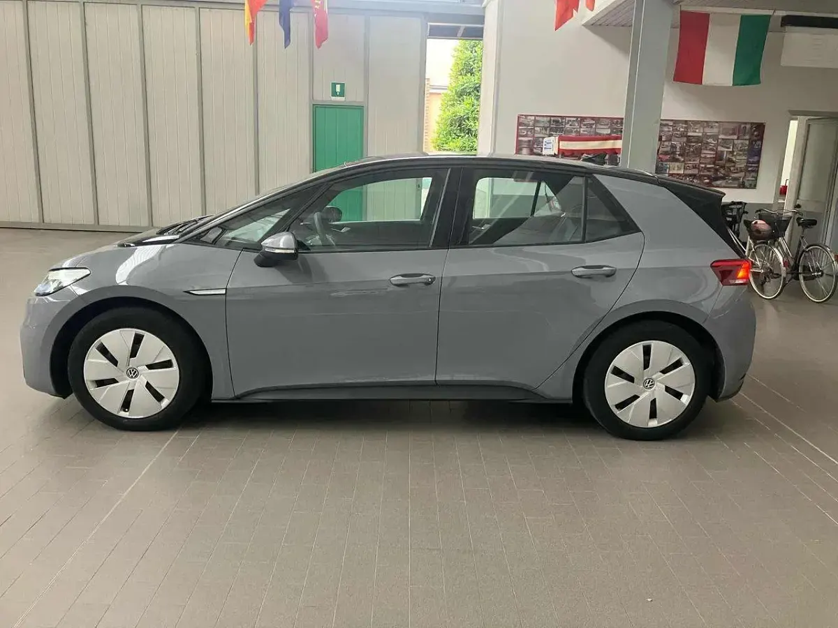 Usata VW ID.3 Pure 69 kW (95 CV) 2021 Grigio Utilitaria