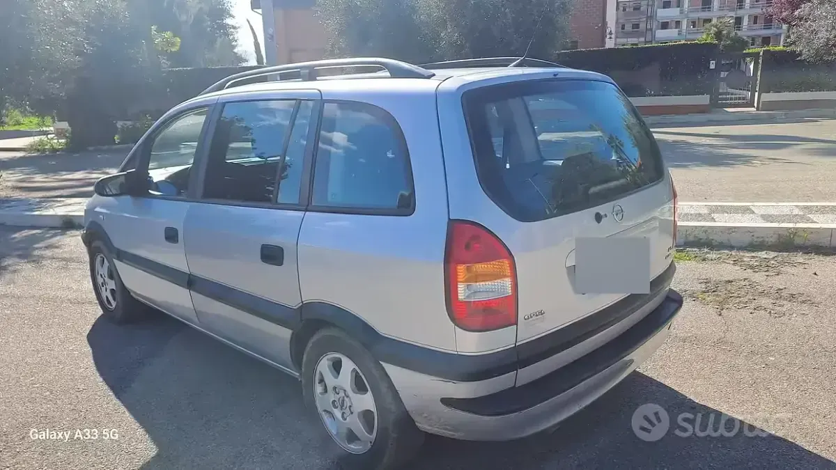Usata Opel Zafira 116 CV (85 kW) 2001 Grigio Monovolume