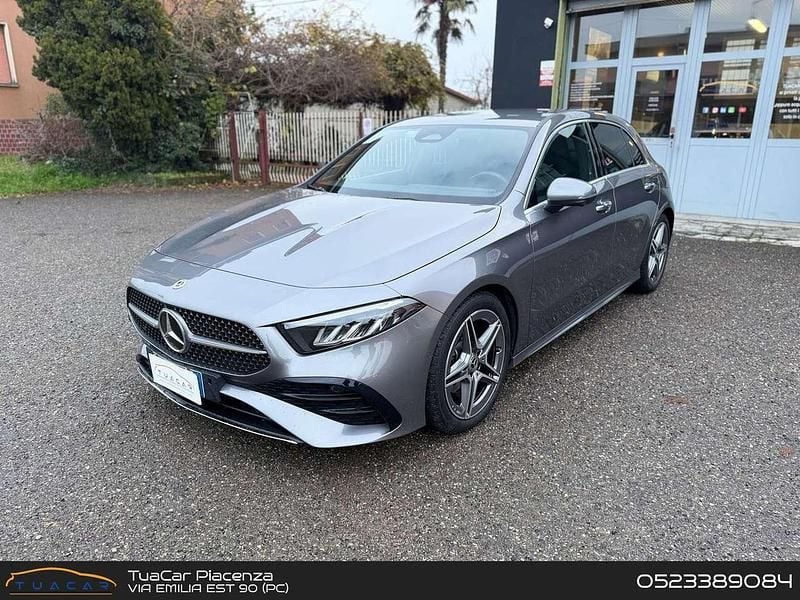 Nero Usata 2023 Mercedes A200 Advanced Plus Berlina | 30.900 € (Buon prezzo) - Immagine 1/4