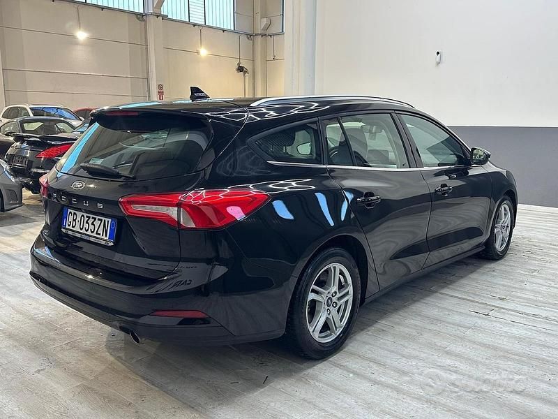 Gebraucht Ford Focus Business Edition 120 PS (88 kW) 2021 Schwarz Kombi