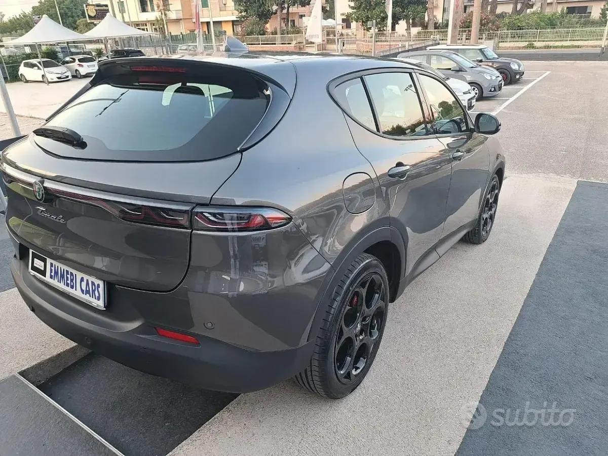Usata Alfa Romeo Tonale Sprint 131 CV (96 kW) 2023 Grigio SUV