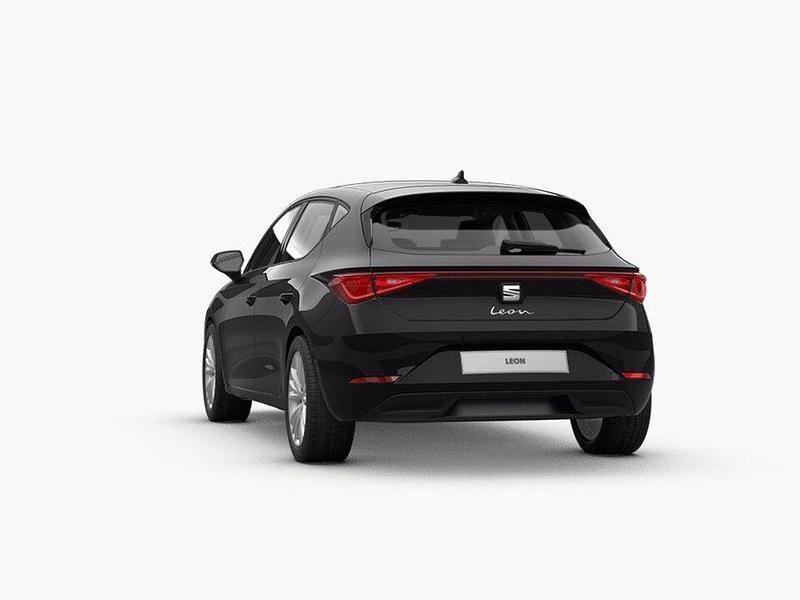 Usata Seat Leon Style 110 CV (80 kW) 2023 Nero midnight Berlina