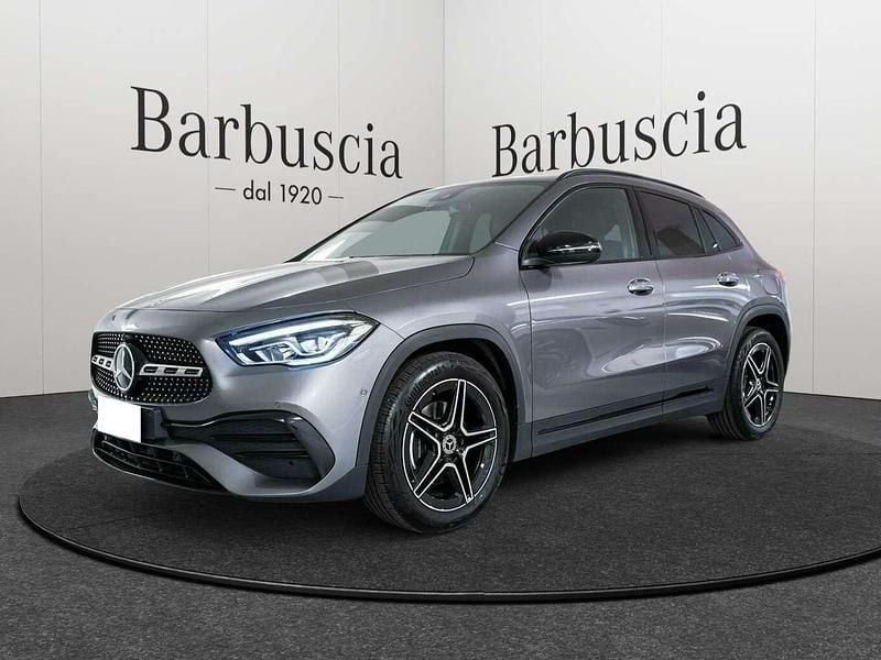 Grigio Usata 2021 Mercedes GLA200 Premium SUV | 37.500 € (Buon prezzo) - Immagine 1/1