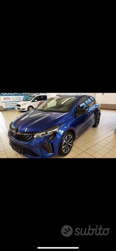 Usata Renault Clio V 90 CV (66 kW) 2024 Blu Utilitaria