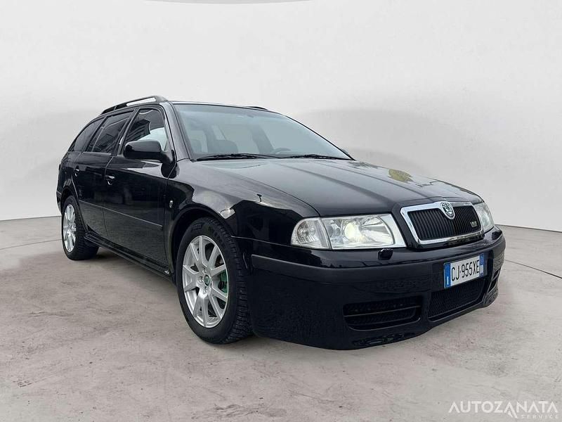 Nero Usata 2003 Skoda Octavia RS Station wagon | 6000 € - Immagine 1/4