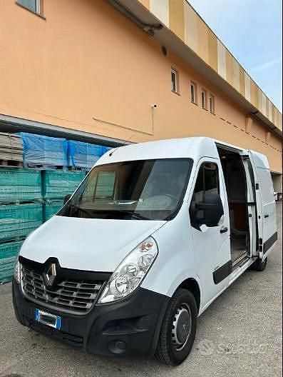 Usado Renault Master 135 CV (99 kW) 2015 Blanco Van
