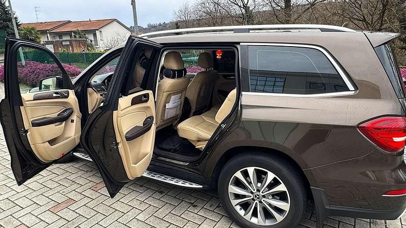 Usata Mercedes GLS350 258 CV (189 kW) 2018 Marrone SUV