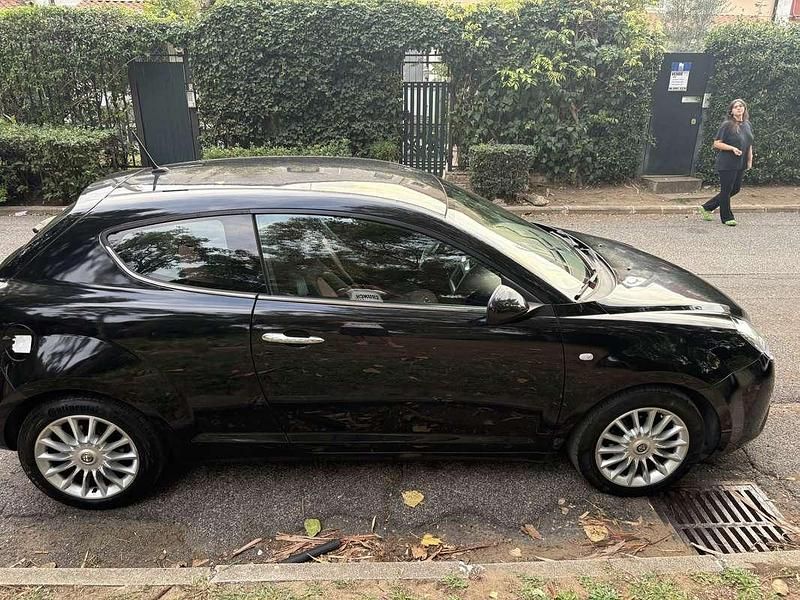 Usata Alfa Romeo MiTo 105 CV (77 kW) 2011 Utilitaria