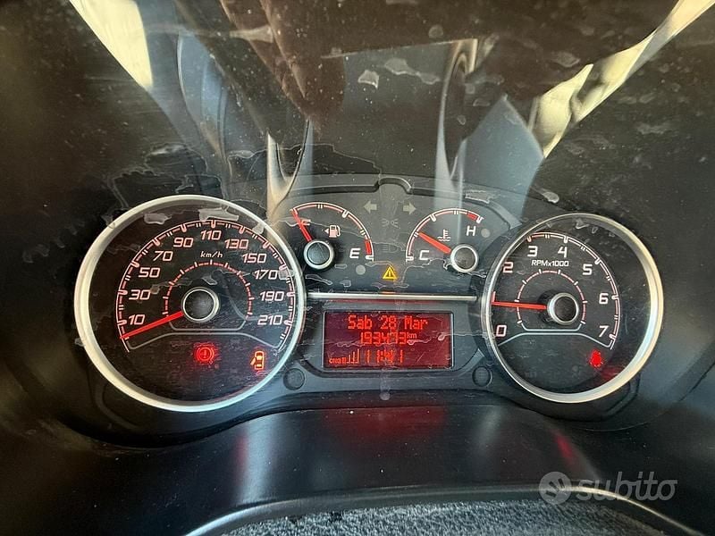 Usata Fiat Doblò 120 CV (88 kW) 2016 Bianco Monovolume