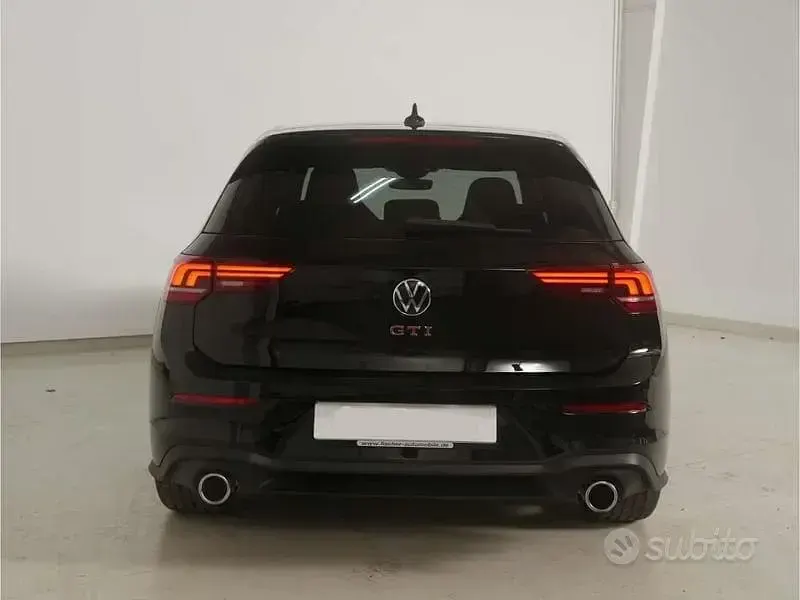 Usata VW Golf VIII Style 265 CV (194 kW) 2025 Nero Berlina