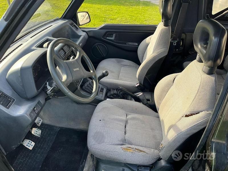 Usata Suzuki Vitara 75 CV (55 kW) 1991 Nero SUV