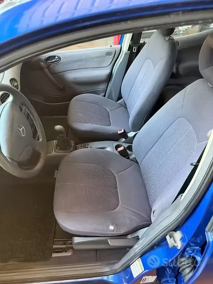 Usata Mercedes A140 82 CV (60 kW) 2001 Bluazzurro Utilitaria