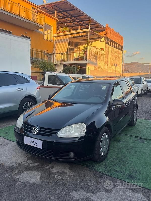 Usata VW Golf V Comfortline 105 CV (77 kW) 2007 Nero Berlina