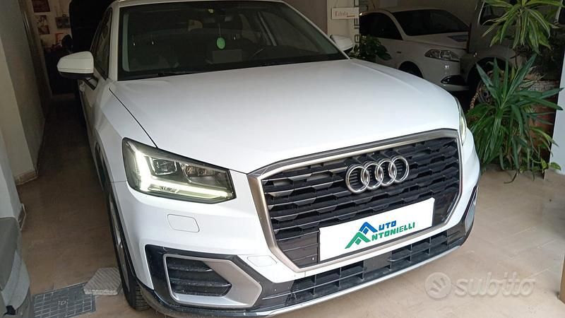 Bianco Usata 2020 Audi Q2 Business SUV | 23.500 € (Buon prezzo) - Immagine 1/4