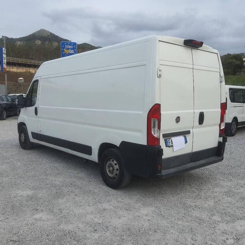Usata Fiat Ducato 33 176 CV (129 kW) 2015 Bianco Furgone